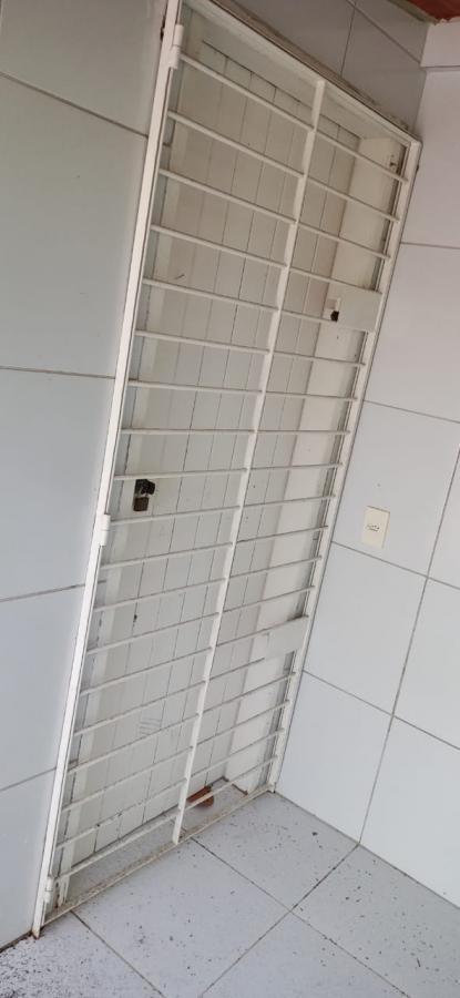 Casa à venda com 4 quartos, 200m² - Foto 4