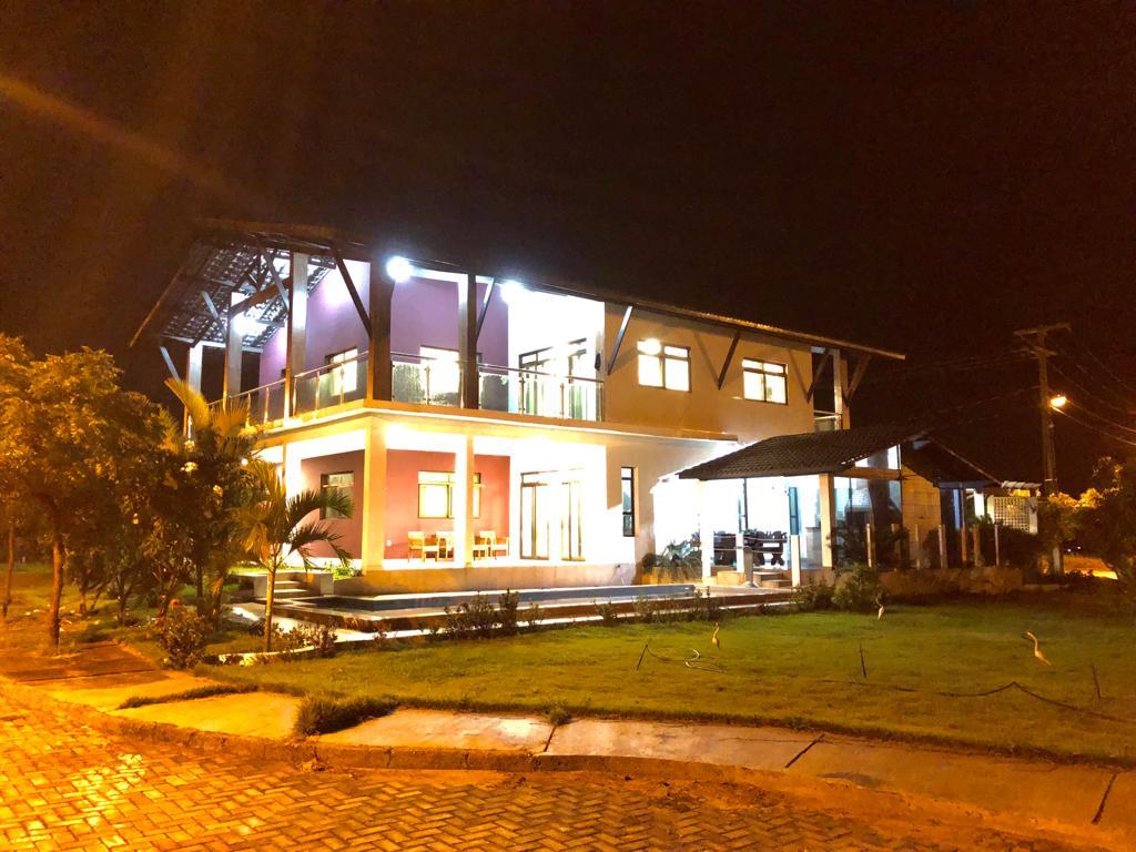 Casa de Condomínio para alugar com 5 quartos, 400m² - Foto 17