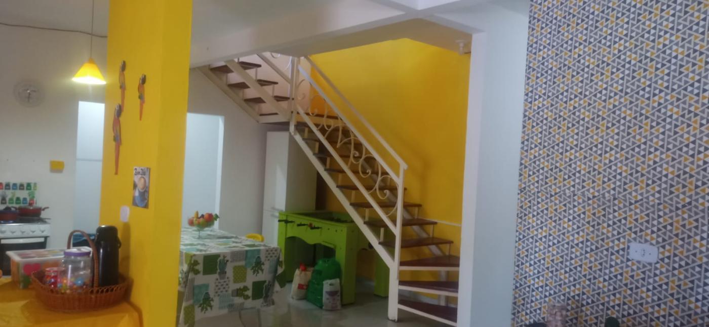 Casa à venda com 6 quartos, 250m² - Foto 11