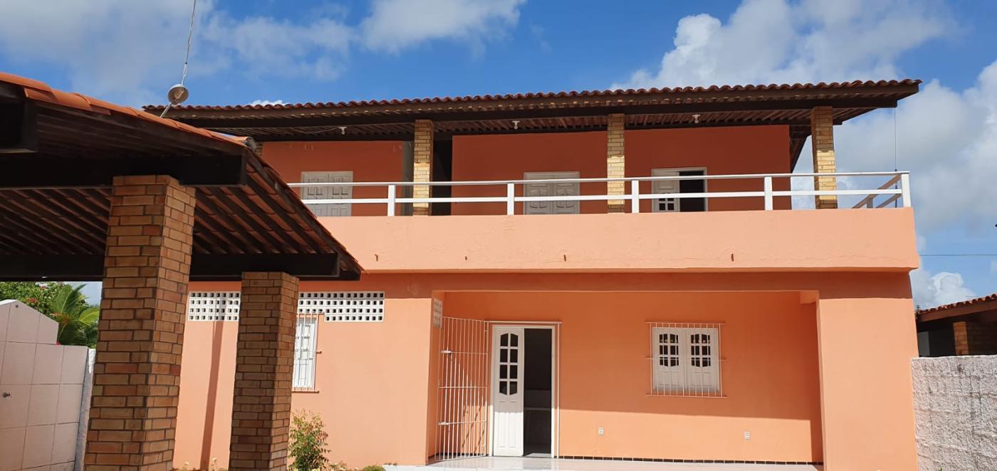 Casa à venda com 4 quartos - Foto 1