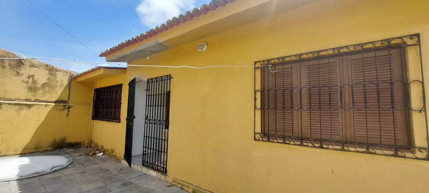 Casa à venda com 3 quartos, 1080m² - Foto 34