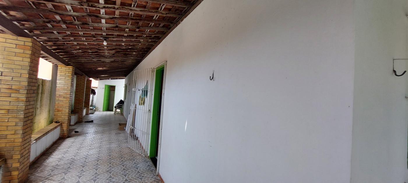 Casa à venda com 3 quartos, 720m² - Foto 13