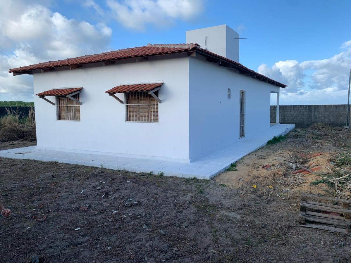 Casa à venda com 2 quartos, 970m² - Foto 2