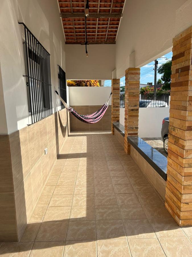 Casa à venda com 4 quartos, 309m² - Foto 2